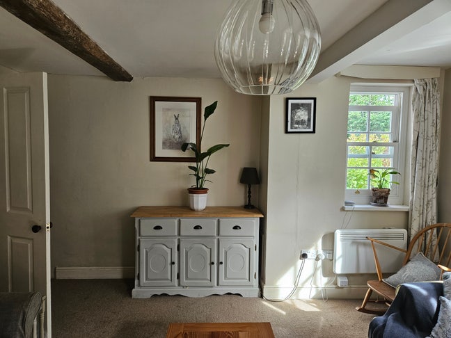 Large double room close to A34 and M4.  Main Photo