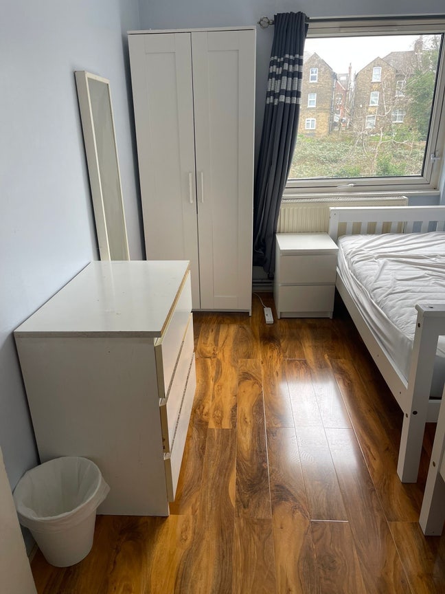 Beautiful double room in harlesden  Main Photo
