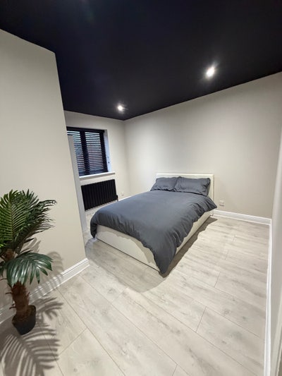 Double Bedroom All Bills Included. Main Photo