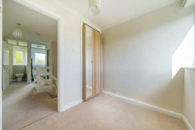 Flat Share near Walton Station - Single Room  Main Photo