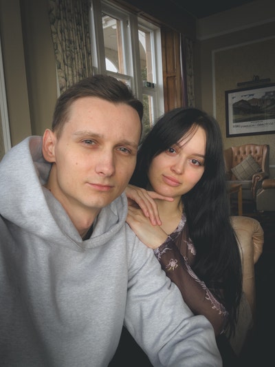 Quiet Ukrainian couple seeking a room Main Photo