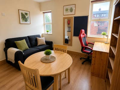 🚨1 Bed flat Quiet and secluded❗️Inc Council Tax Main Photo
