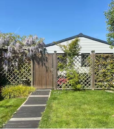 Garden annexe private Main Photo