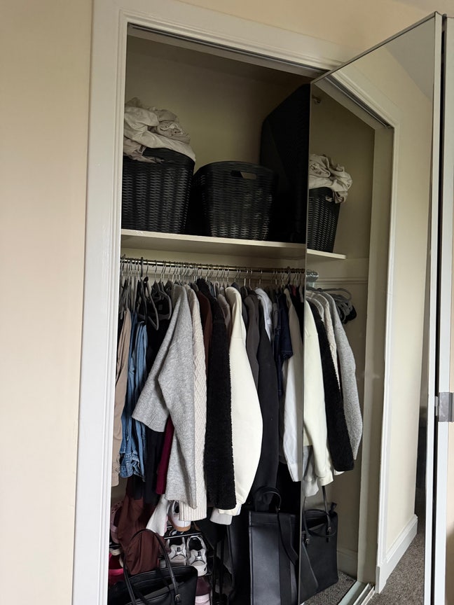 Double Room Available  Main Photo