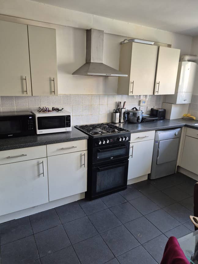 Room to rent in Haggeraton Main Photo