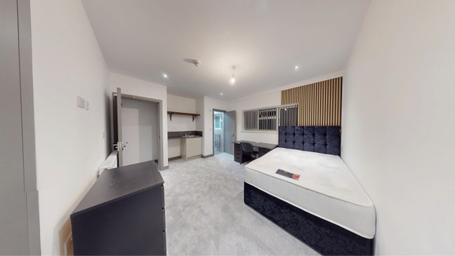 Premium Female Only Living @ Warwick University  Main Photo