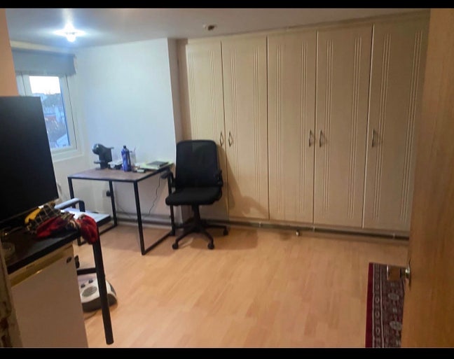 Huge double size room  Main Photo