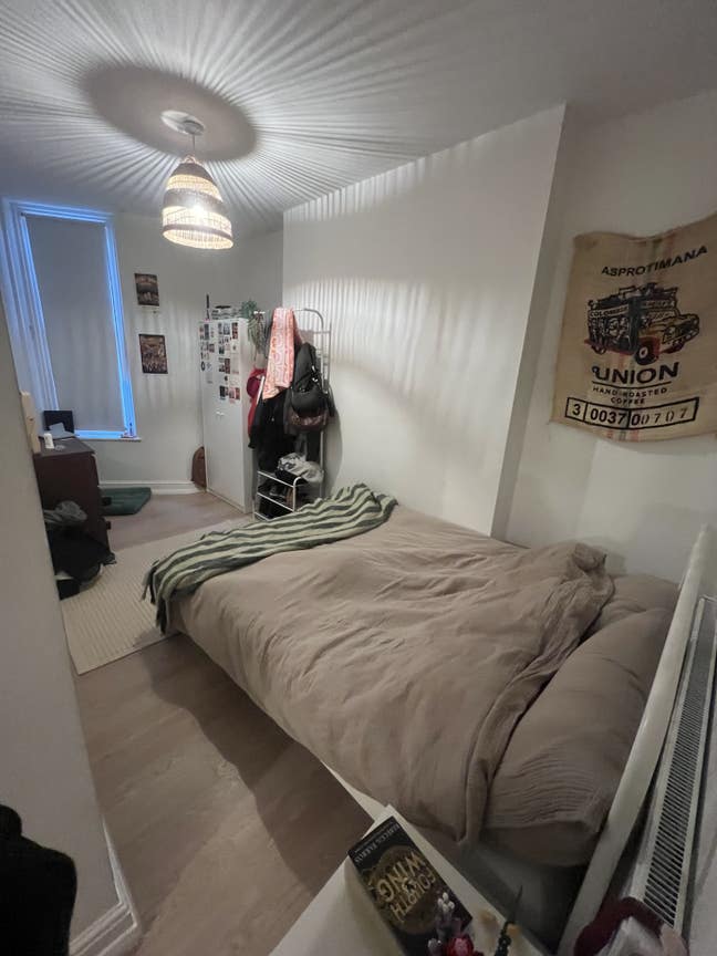 W12 Flat!! 5 minutes from central line  Main Photo