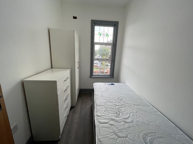 Single Room Quiet House Convenient Location Main Photo