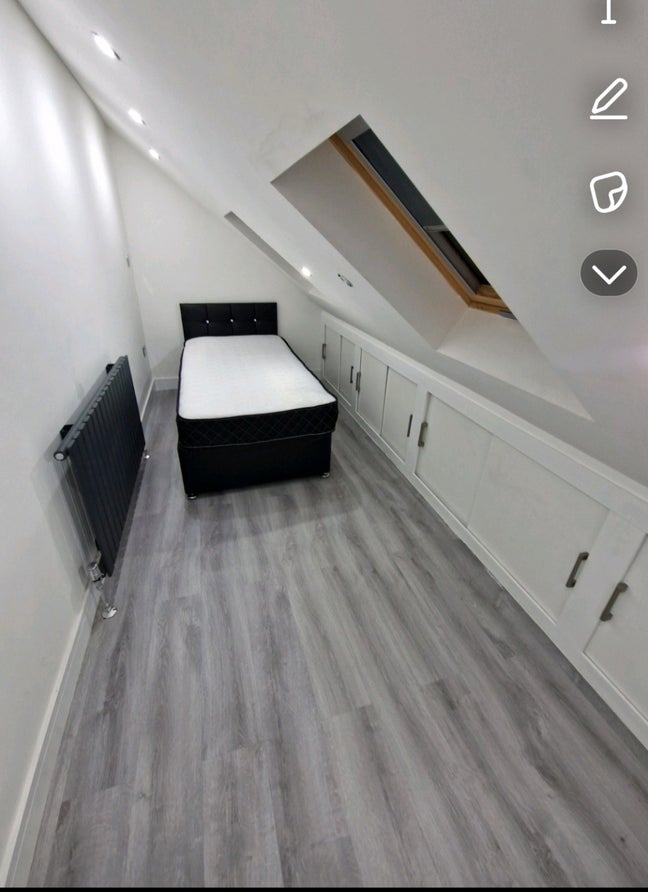 Single Room to Rent – Newly Refurbished Home  Main Photo