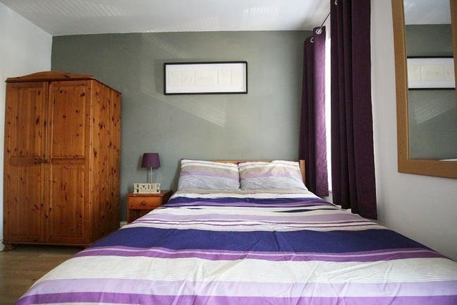 Stunning Double Room - With High Speed internet  Main Photo