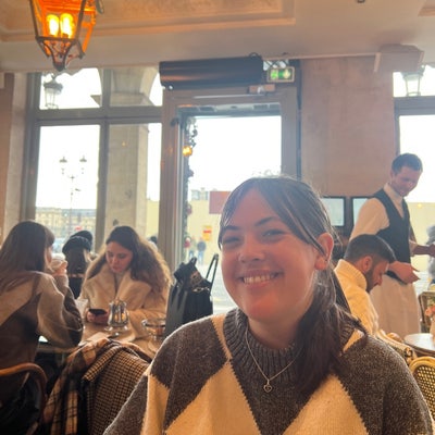 Hi! I’m Abi, 23, and looking for a new flat... Main Photo