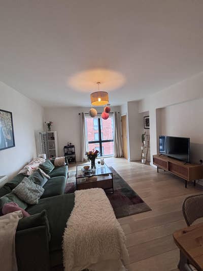 Room available in huge Streatham Hill flat! Main Photo