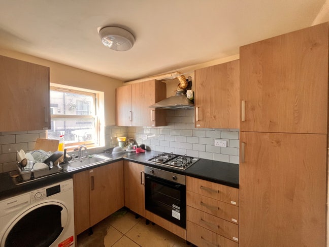 Double bedroom near city centre  Main Photo
