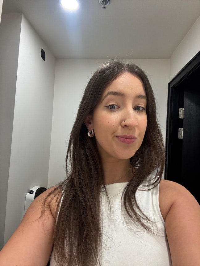 Looking for 2 rooms or a buddy up! Main Photo