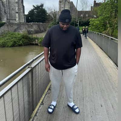 Professional Male seeks a double room Main Photo