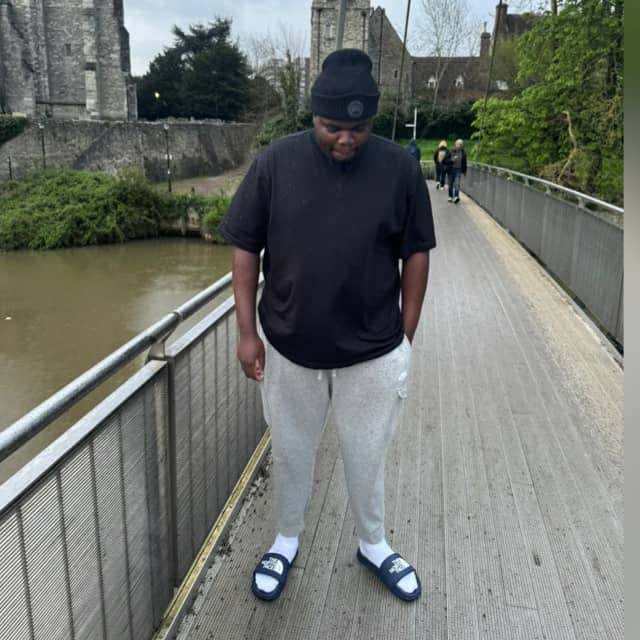 Professional Male seeks a double room Main Photo