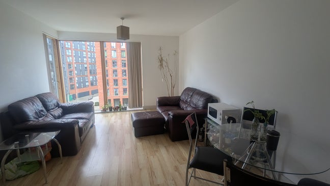 River view double bedroom in Castlefield Main Photo