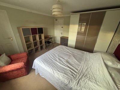 Two rooms now available in my HMO Main Photo