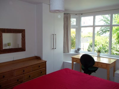 Large double in spacious character house Main Photo
