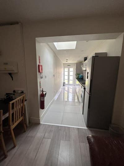 5-Bedroom Detached House – All En-Suite  Main Photo
