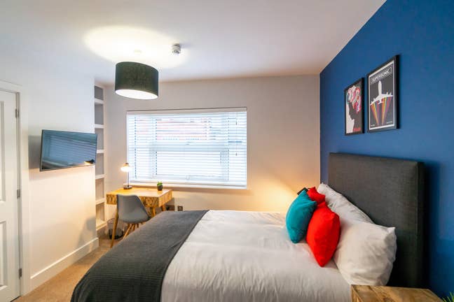 One Ensuite Room available - Central Reading Main Photo