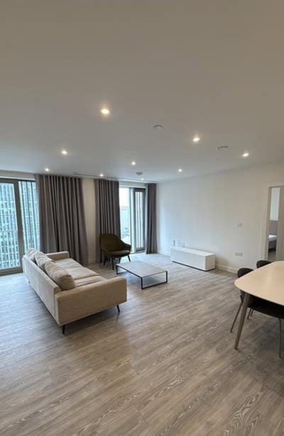 1 Bed Flat in Coppermaker Square Main Photo