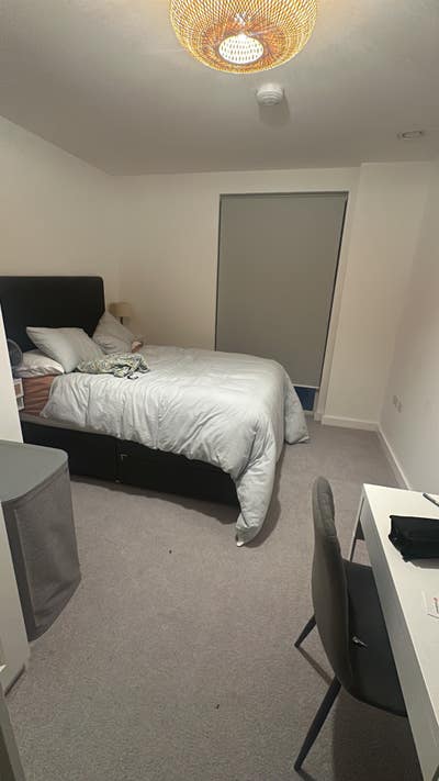 Double room Earlsfield - Bills included  Main Photo
