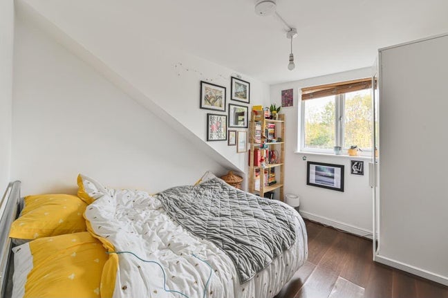 Bright Double room available in Brockley Main Photo