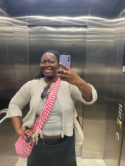 Professional Female seeks a double room Main Photo
