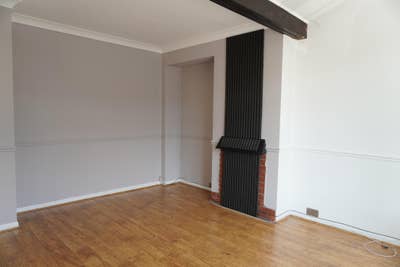 Spacious 3-Bed End-Terrace House | Main Photo