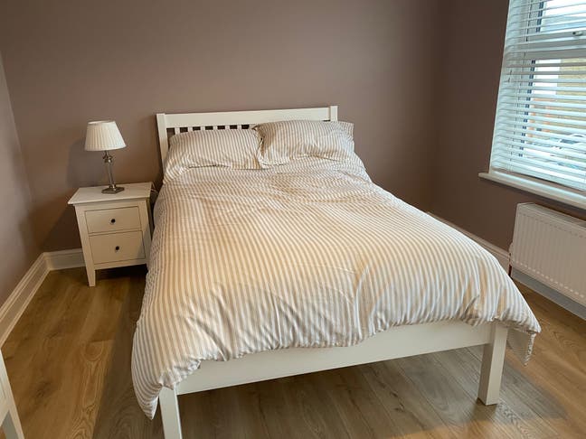  Double Bedroom Available Main Photo