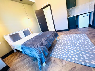 ✨🛏️ En-Suite Room to Let in –Lewisham  Main Photo