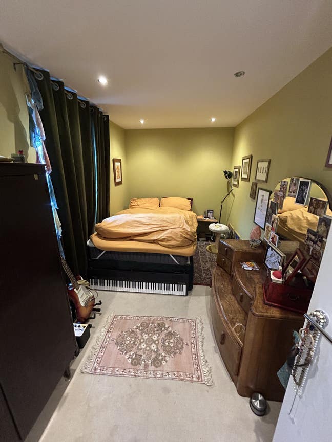 Looking for Short-term Sublet in Cosy Flat Main Photo