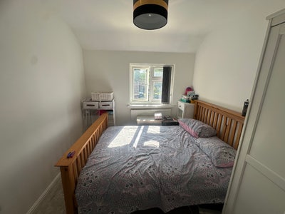 Double room close to hospital  Main Photo