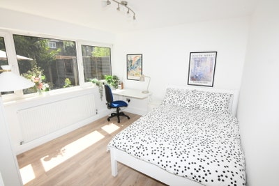 4 Beautiful Double Bedroom in Bow, Mile End QMU Main Photo