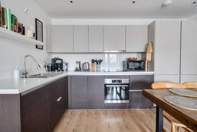Luxury, bright and quiet en-suite Main Photo