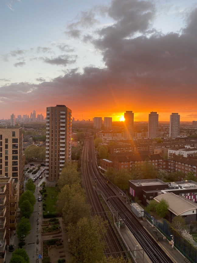 Sublet in E3 6th Aug - 27th Aug (3 weeks) Main Photo