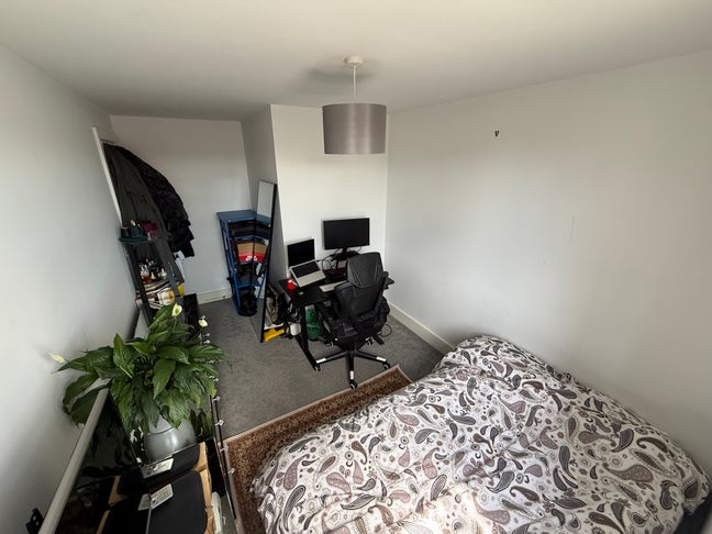 Bright Room In 2 Bed Flat Main Photo