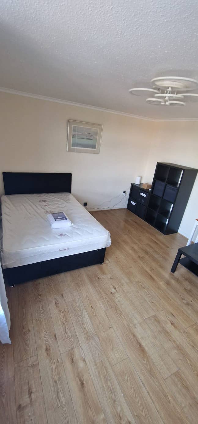 Very nice double rooms available in Roehampton  Main Photo