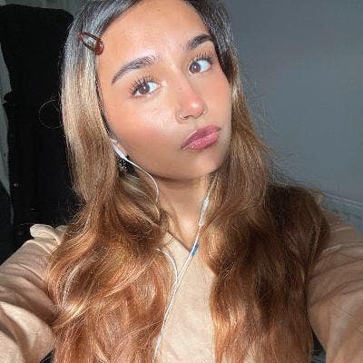 Young professional looking for flatmates! Main Photo