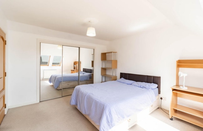 Room available  Main Photo