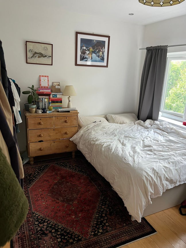 Double en suite 5 mins from Rectory Road Station Main Photo