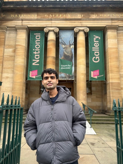 24yo professional Looking for a room / flatmates  Main Photo
