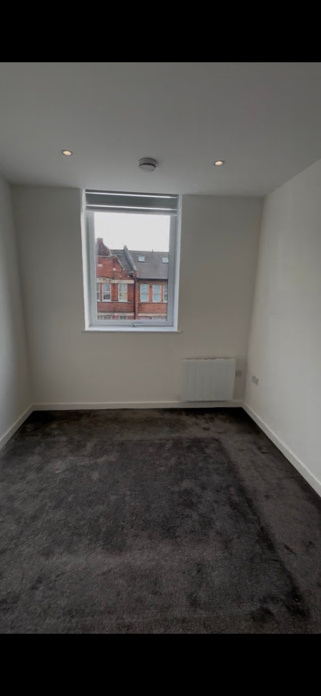 1 bed flat to share Main Photo