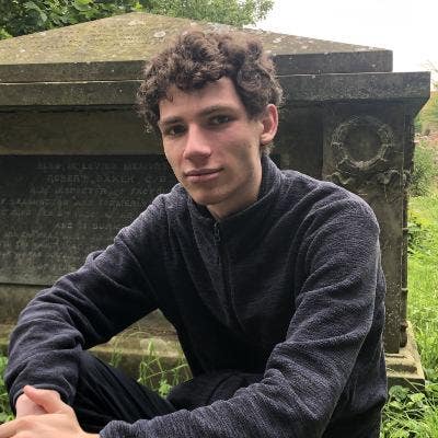 19 y/o UCL student looking for house/flatmates Main Photo