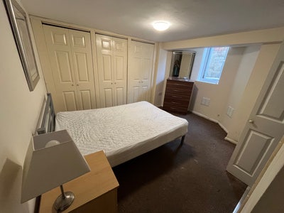A spacious double room near hospital  Main Photo