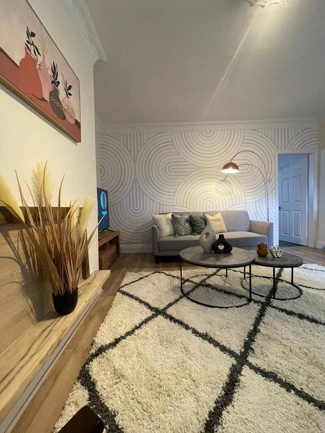 🏡 **4-Bed House Share – 413 Chorley Road, Swinton, Main Photo