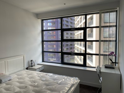 E14 Room for Rent in Stunning 2 bedroom flat Main Photo
