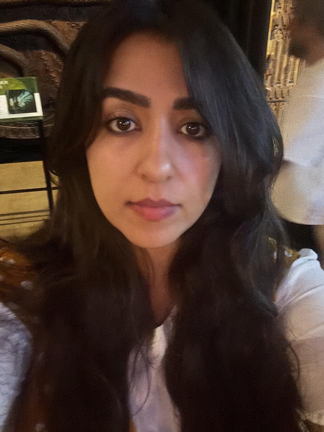 Professional Female seeks a double room Main Photo